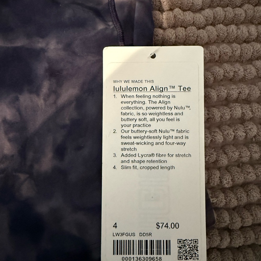 NWT Lululemon Align Crop Tee Size 4 - Picture 2 of 4